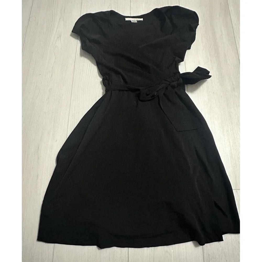 Diane Von Furstenberg DVF Mini Black Wrap Dress Cap Sleeve Sz‎ 8 Black